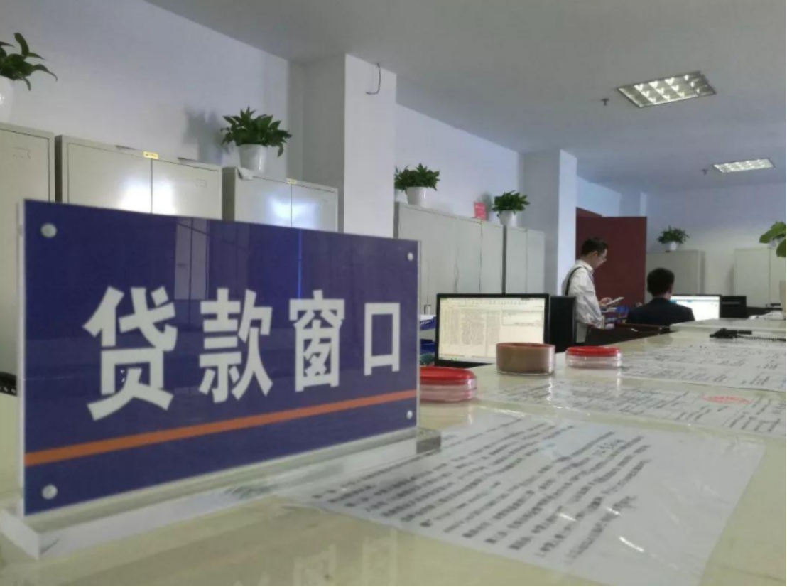 我国“有钱人家庭”标准出炉，多数人没能摸到门槛，你还差多少？